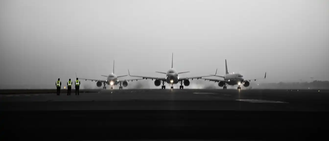 Небо под контролем: в авиаузлах Татарстана временно ограничили движение самолетов