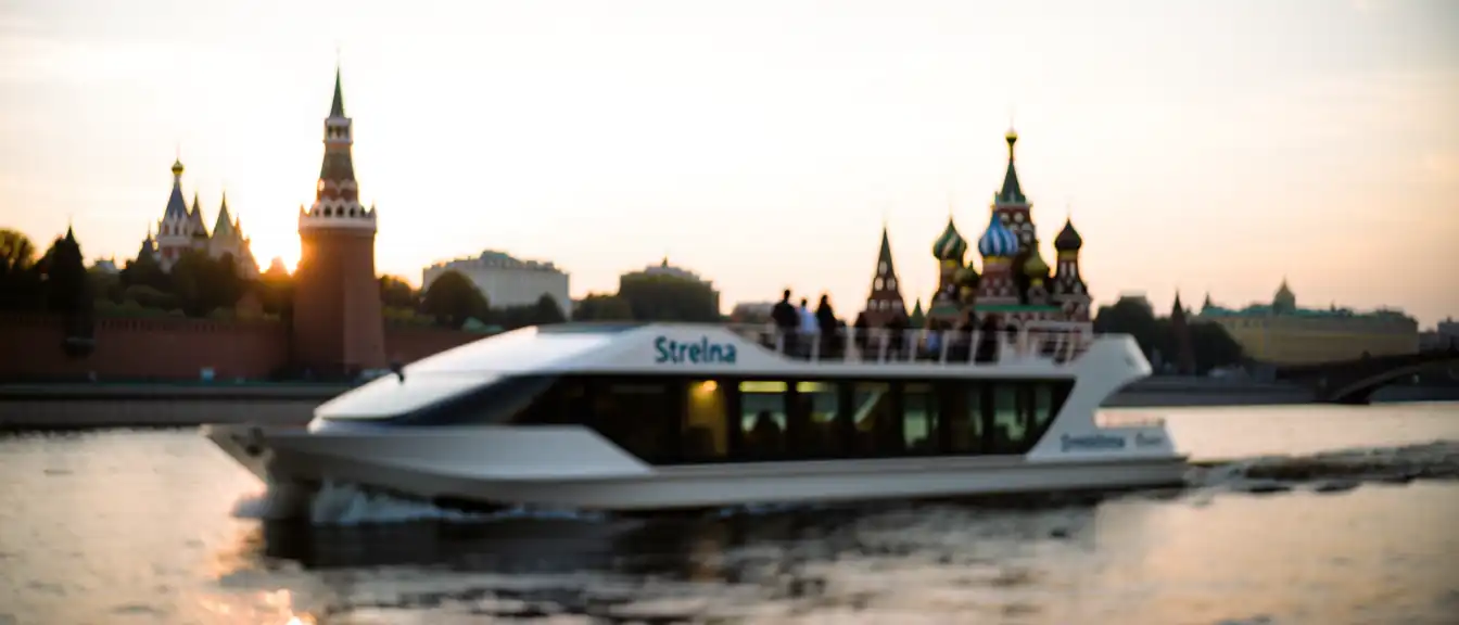 Без шума и выбросов: по московской акватории начал курсировать обновленный речной маршрут