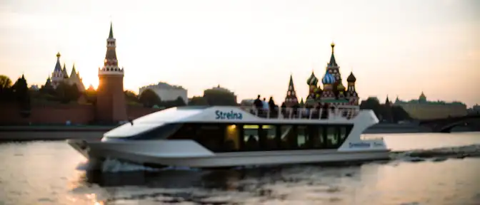 Без шума и выбросов: по московской акватории начал курсировать обновленный речной маршрут