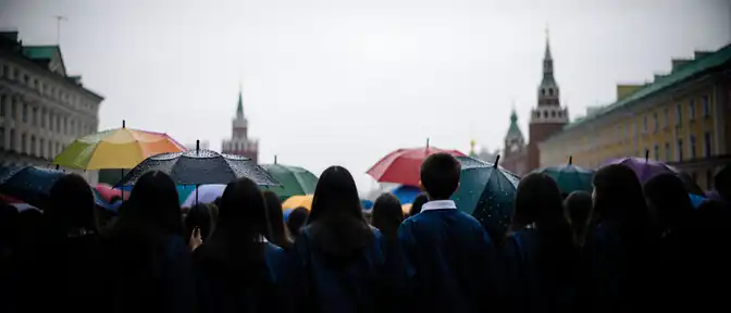 Непогода может испортить праздник: синоптики предупредили москвичей о дождях 1 сентября